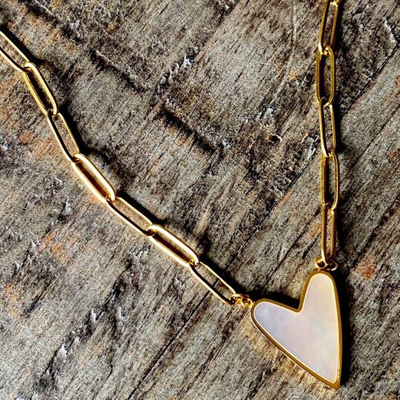 NEW Abstract Heart Mother Of Pearl Layering Necklace - Picture 7 of 12